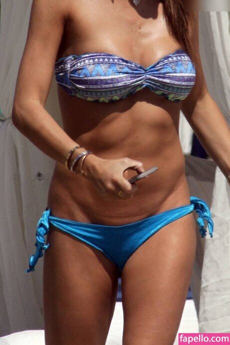 Elisabetta Gregoraci hot pornstar image