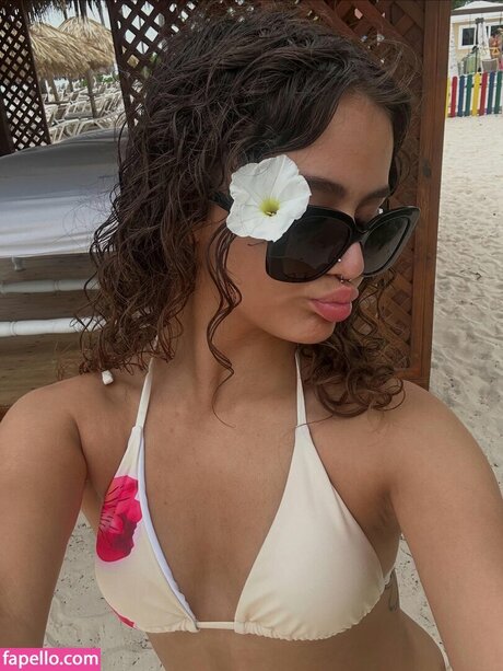 prymrr exclusive star photo