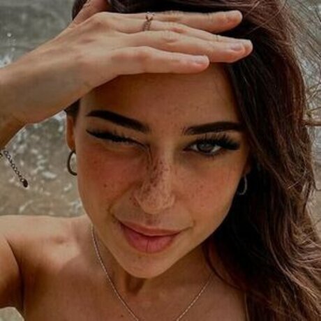 Giorgia Meloni pornographic actress archive