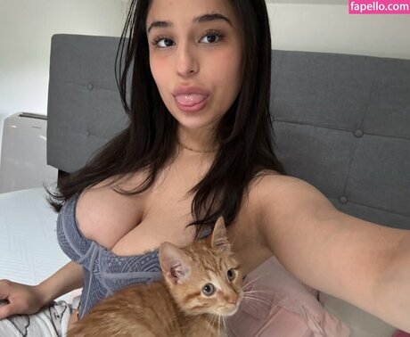 Tweakerbltch nudes pornstar image