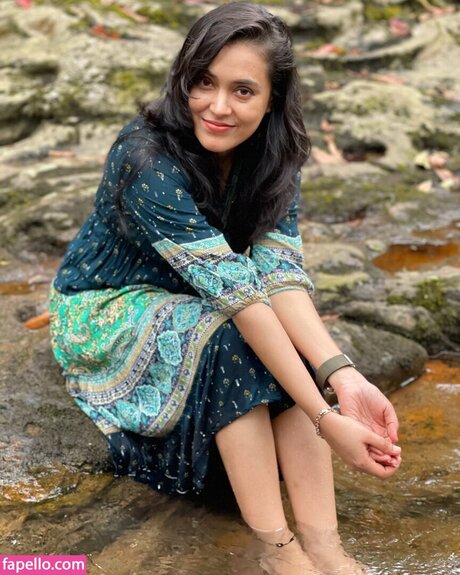 Mithu Vigil nice actress pics