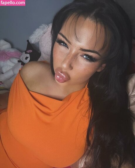 Plasticpoutmv pornstar nude pictures