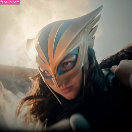 DCU Women star sexy img