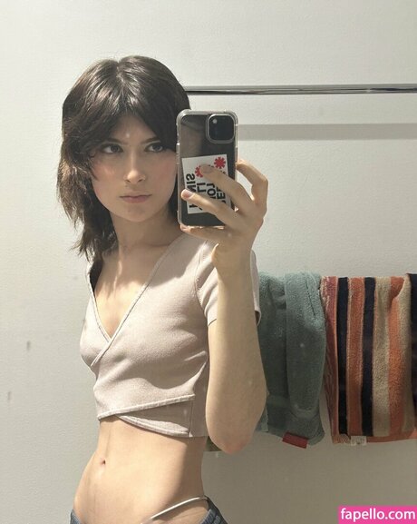 Squirtstain sex star pics