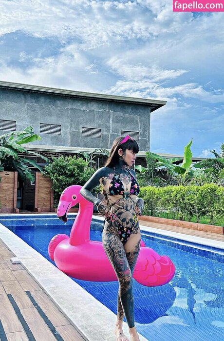 Angelie Pench model free pics