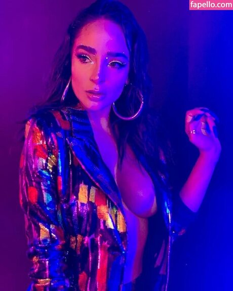 Manelyk Gonz lez high quality star photos