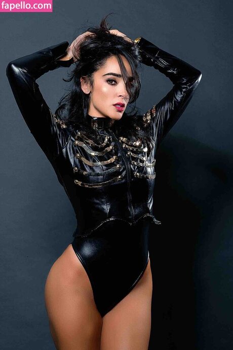 Manelyk Gonz lez pornstar erotic galleries