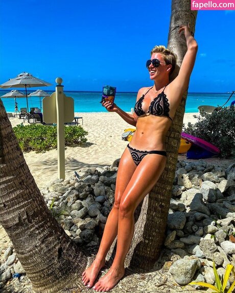 Savannah Chrisley model hot gallery