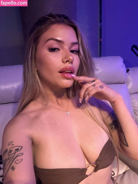 Mentltitness free actress pic