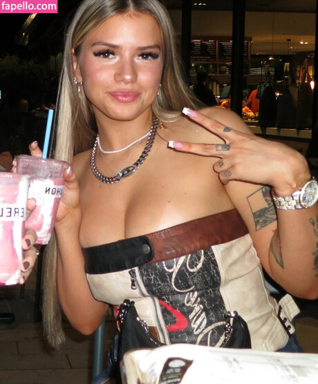 Mentltitness pornstar top gallery