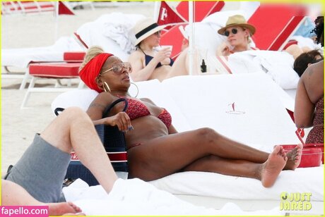Mary J Blige pornstar nude img
