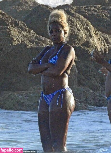 Mary J Blige pretty pornstar picture