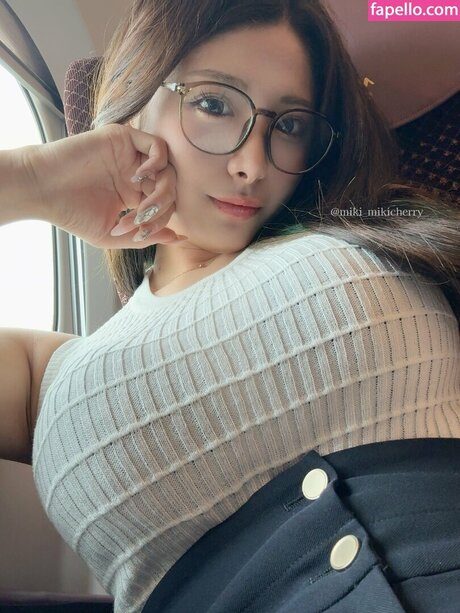 mikimiki cherry star free galleries