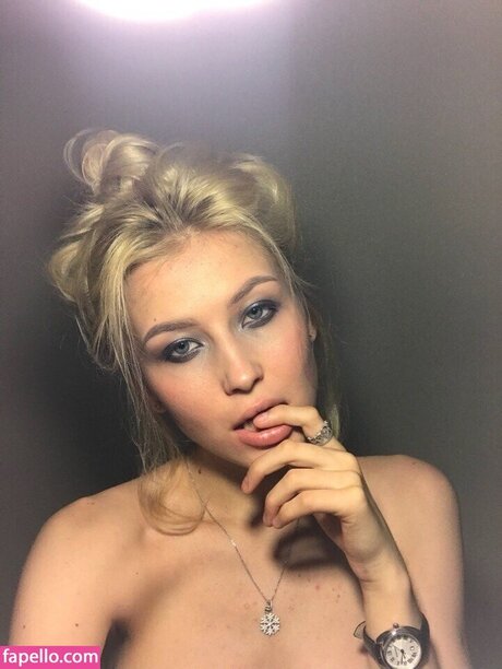 sweetpeach77 pornstar nudes archive