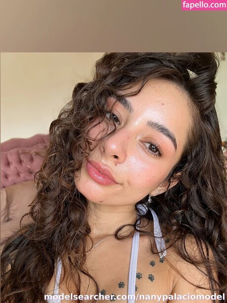 Nany Palacio star hot image