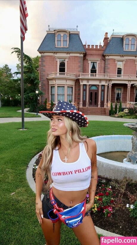 Shelby4bush model porn pics