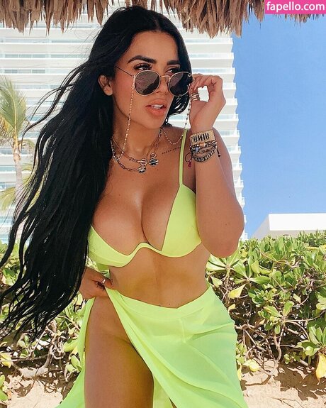 Dania M ndez model exclusive picture