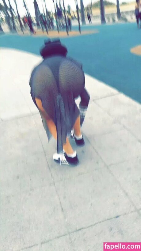 Olivia Pierson top star picture