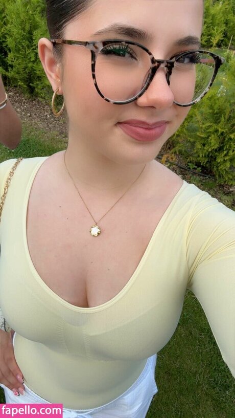 Lilousecret Profile pic