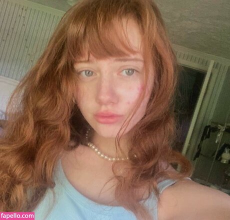 redbellax beautiful actress pictures