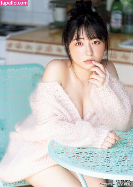 Mizuki Asakura naked model pictures