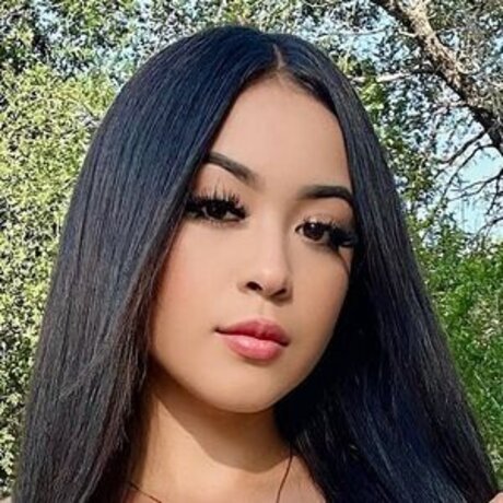 America Cuevas model best photo