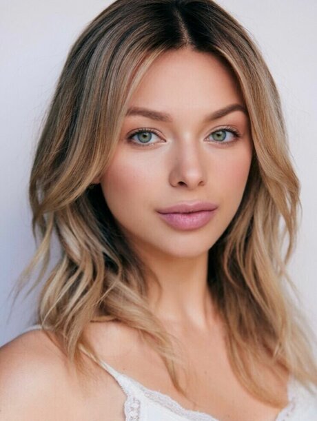 Bella Chadwick pornstar art photo