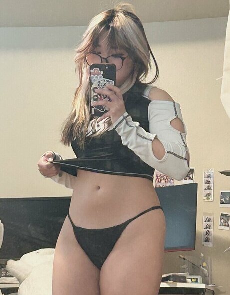 OffbrandTea adult model picture