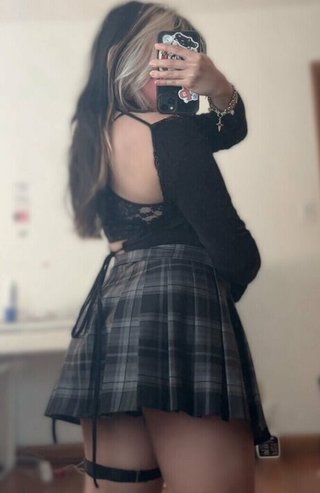 OffbrandTea model high quality gallery