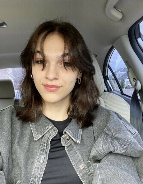 Cadence Marang naked model img