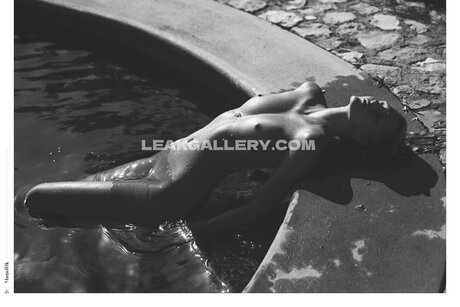 lindsaydemyan free pornstar photos