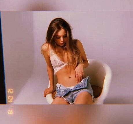 Ana Mena nudes star galleries