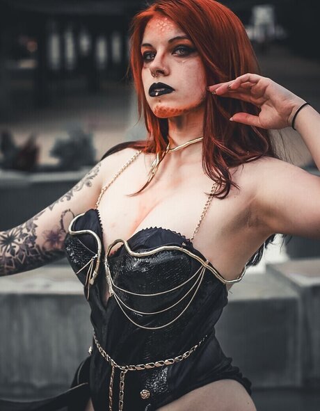 Anni Quinn_ pornstar naked photos