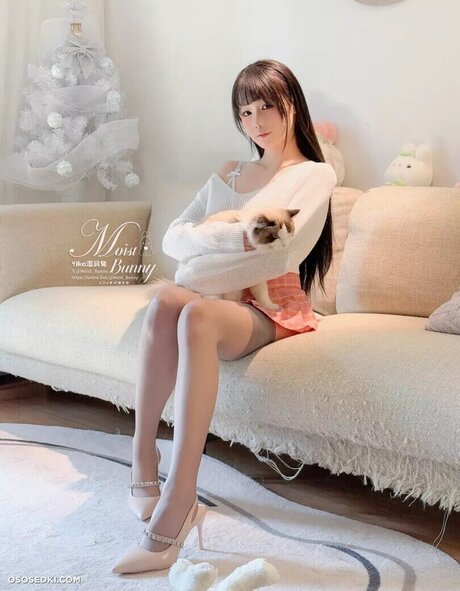 Yaokoututu sexy actress photo