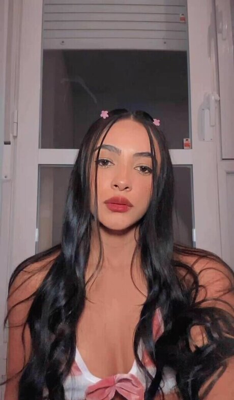 yuly0614 beautiful actress picture