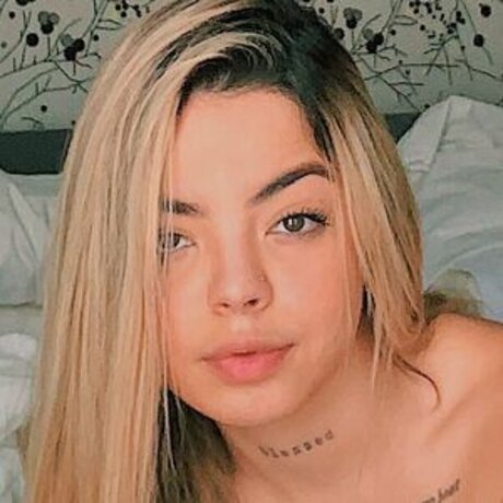 agathaacrr erotic star gallery