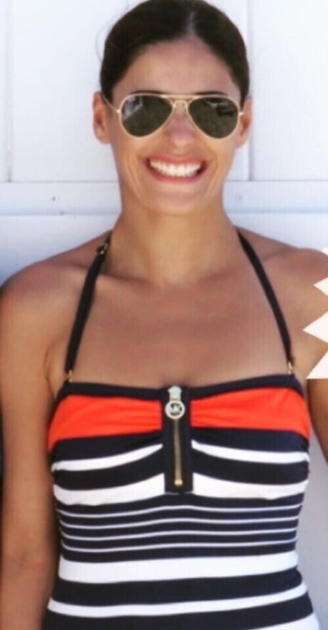 Funda Vanroy xxx model picture