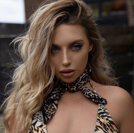 Ava Louise star hd archive