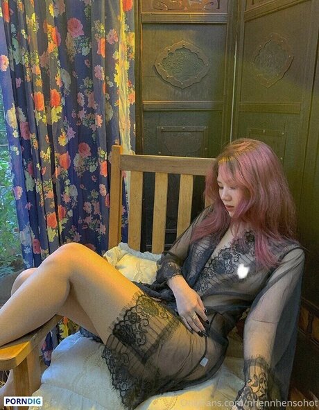 Nhennhensohott top actress pic