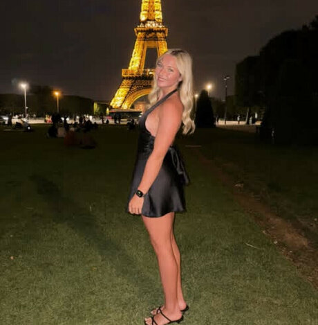 Meadow Eads model nice photo