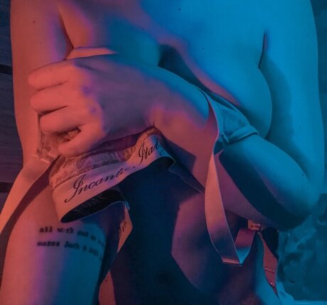 Masha Hima Boosty exclusive pornstar image