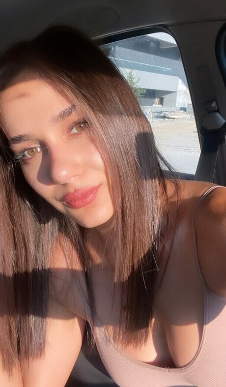 zeynepsedefaydemir sexy star images