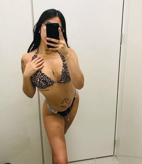 Glowww777 beautiful pornstar photo