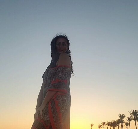 Menna Tayseer high quality model pics