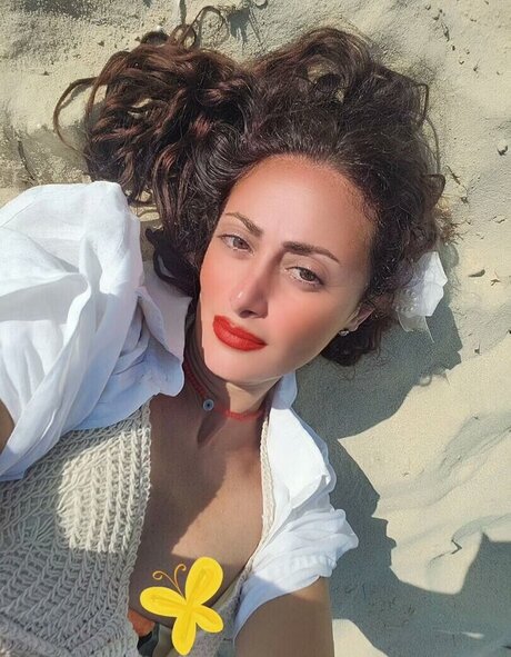 Menna Tayseer star best pic