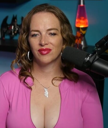 See Jane Go TV star hot photos