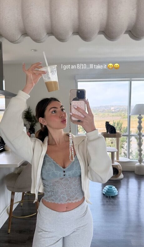 Sara Hesri sex pornstar gallery