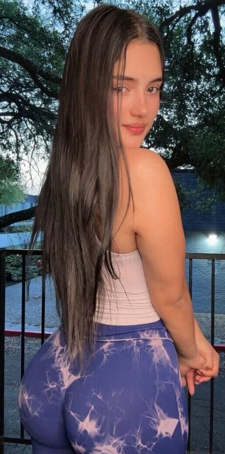 Misaela Castejon adult model gallery