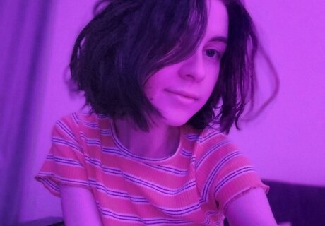 Antoniafake model pretty img