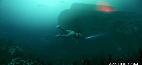 Lou Llobell pornstar gallery